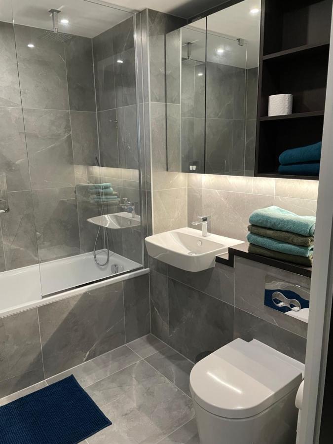 One West Point , Icon Tower Appartamento Londra Esterno foto