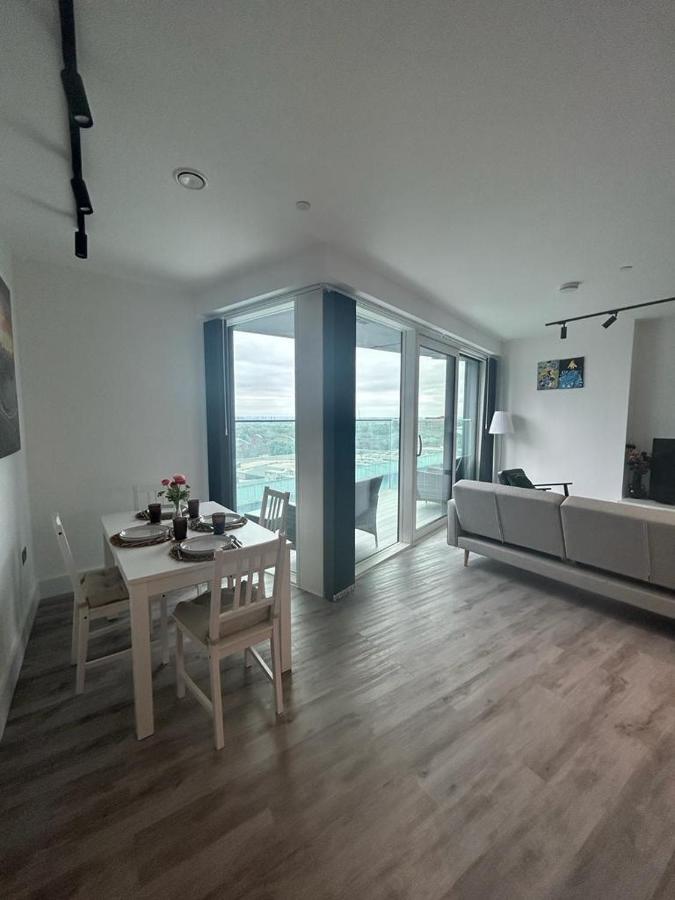 One West Point , Icon Tower Appartamento Londra Esterno foto